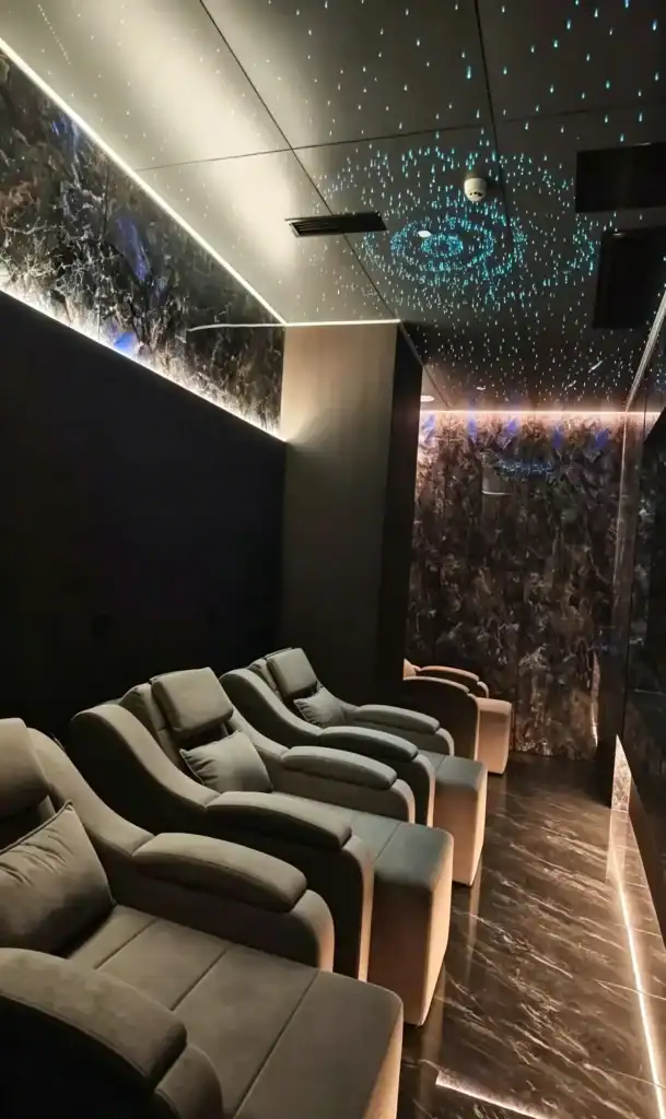 曼濠休息室